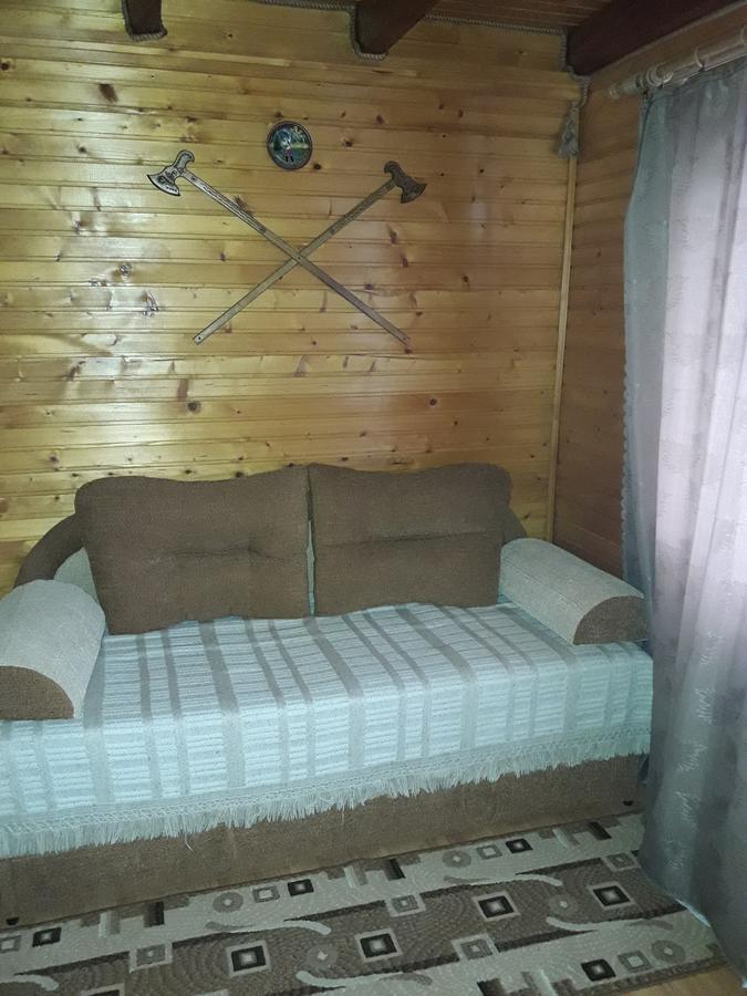 Sadyba Ellada Yaremche Luaran gambar
